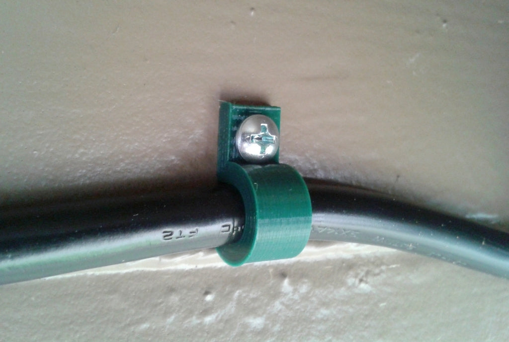 Abrazadera de cable paramétrica para montajes planos y en esquina