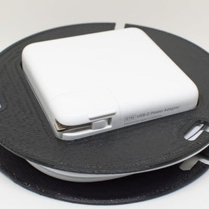 Organizador de cables para adaptador de corriente USB-C de 61 W - MacBook Pro 13' (2017)