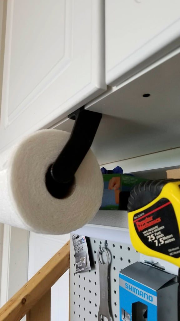 Dispensador de toallas de papel extendido para estantes de armario – Abrazadera de 16 mm