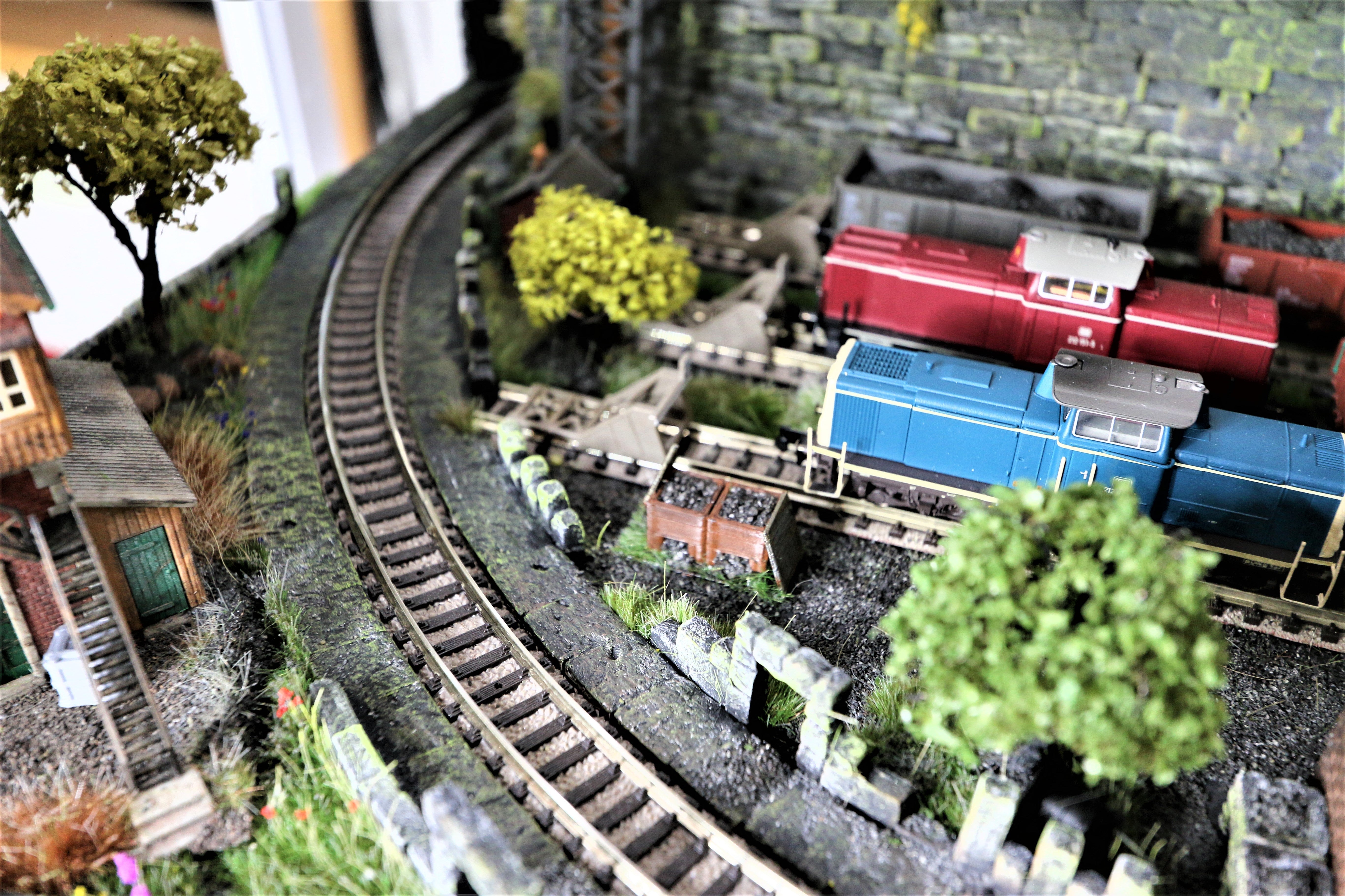 Cajas de arena y grava a escala N para modelismo ferroviario