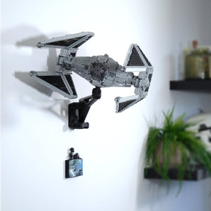 Soporte de pared ajustable para UCS Tie Interceptor