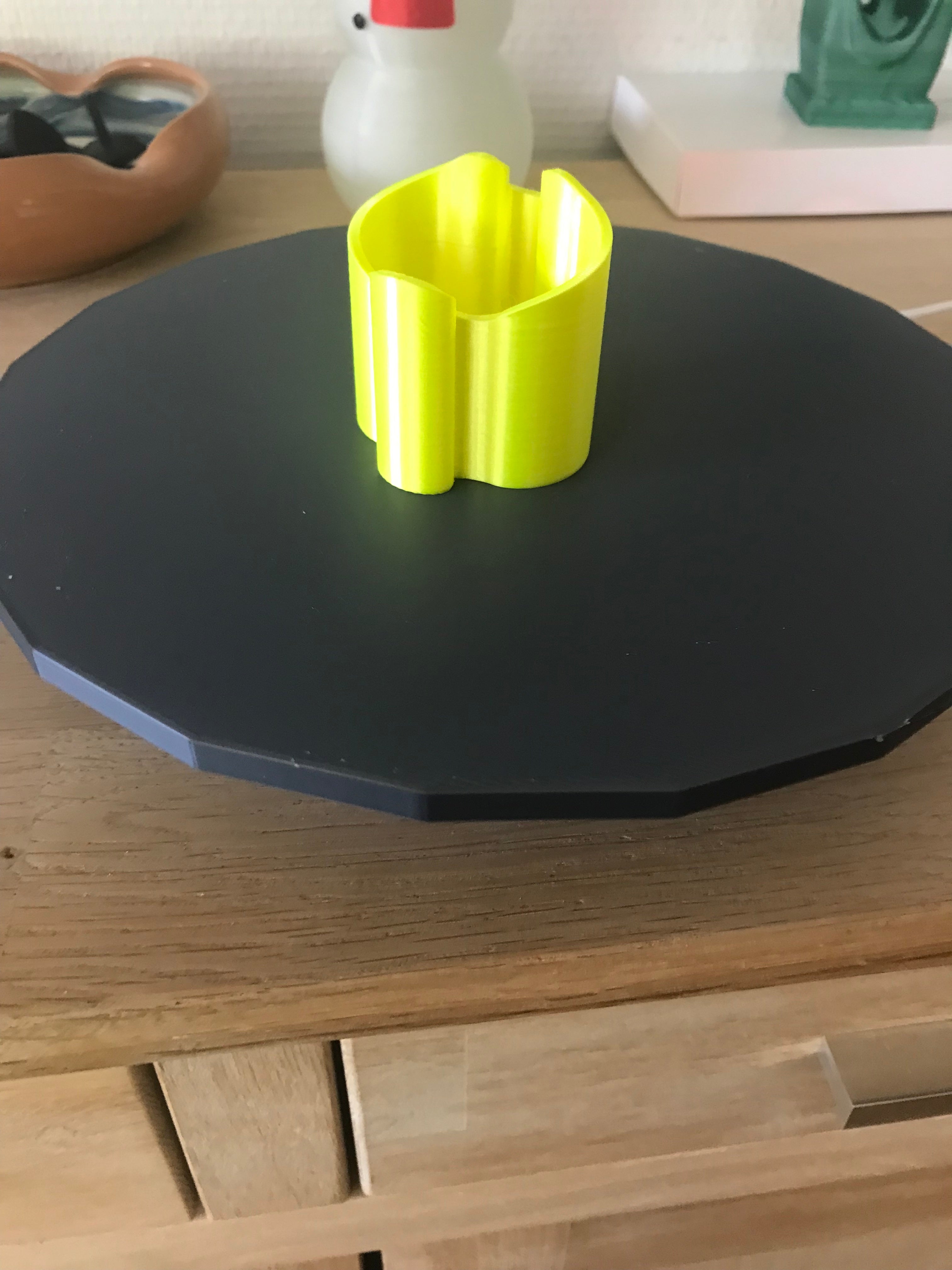 Plato giratorio imprimible en 3D para soportes de exhibición