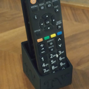 Práctico soporte para mando a distancia de TV