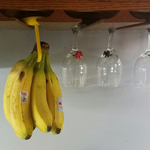Soporte para plátanos para colgar en el estante para copas de vino
