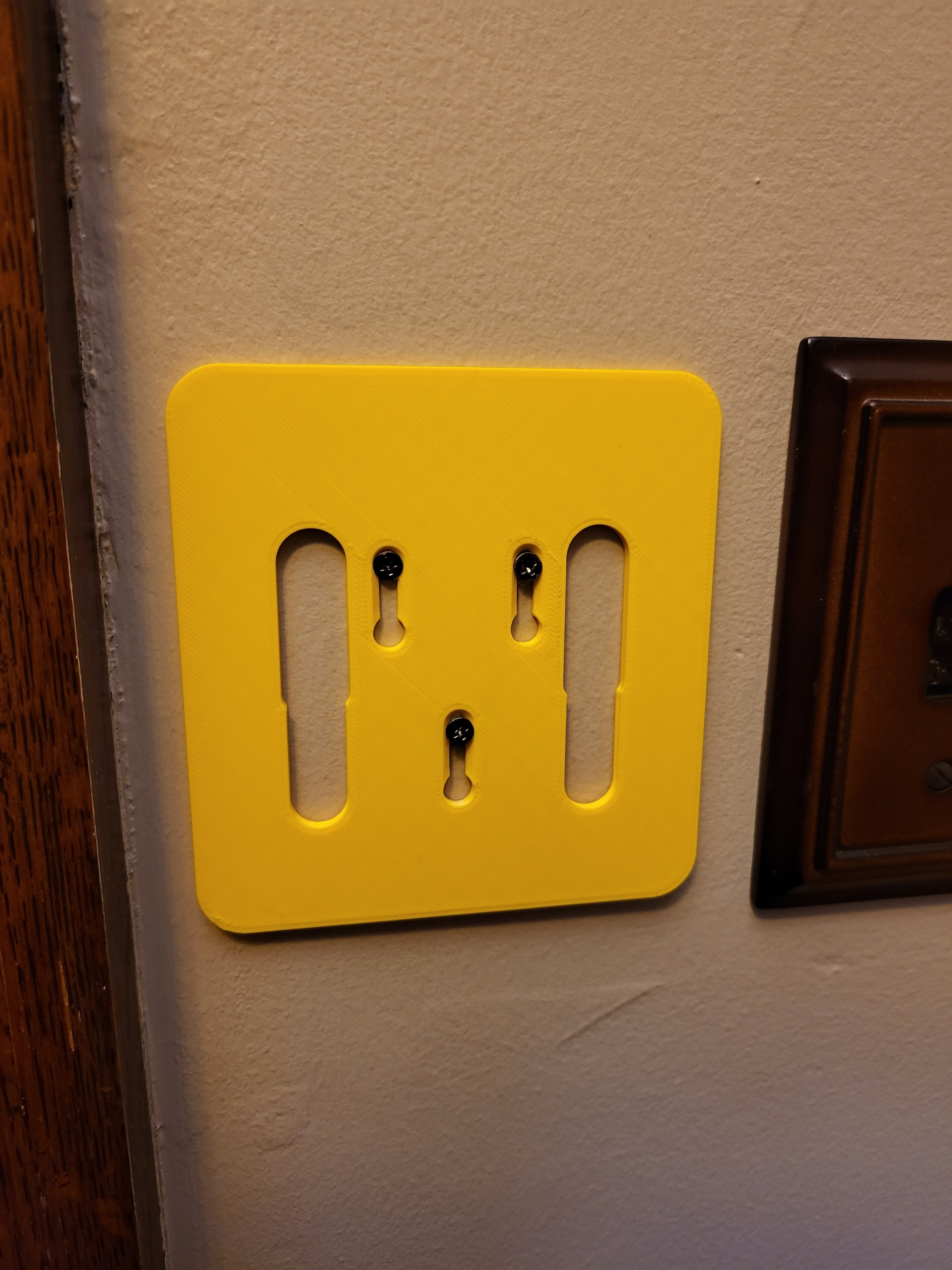 Montaje en pared para el teclado Ring Alarm (Gen 2)