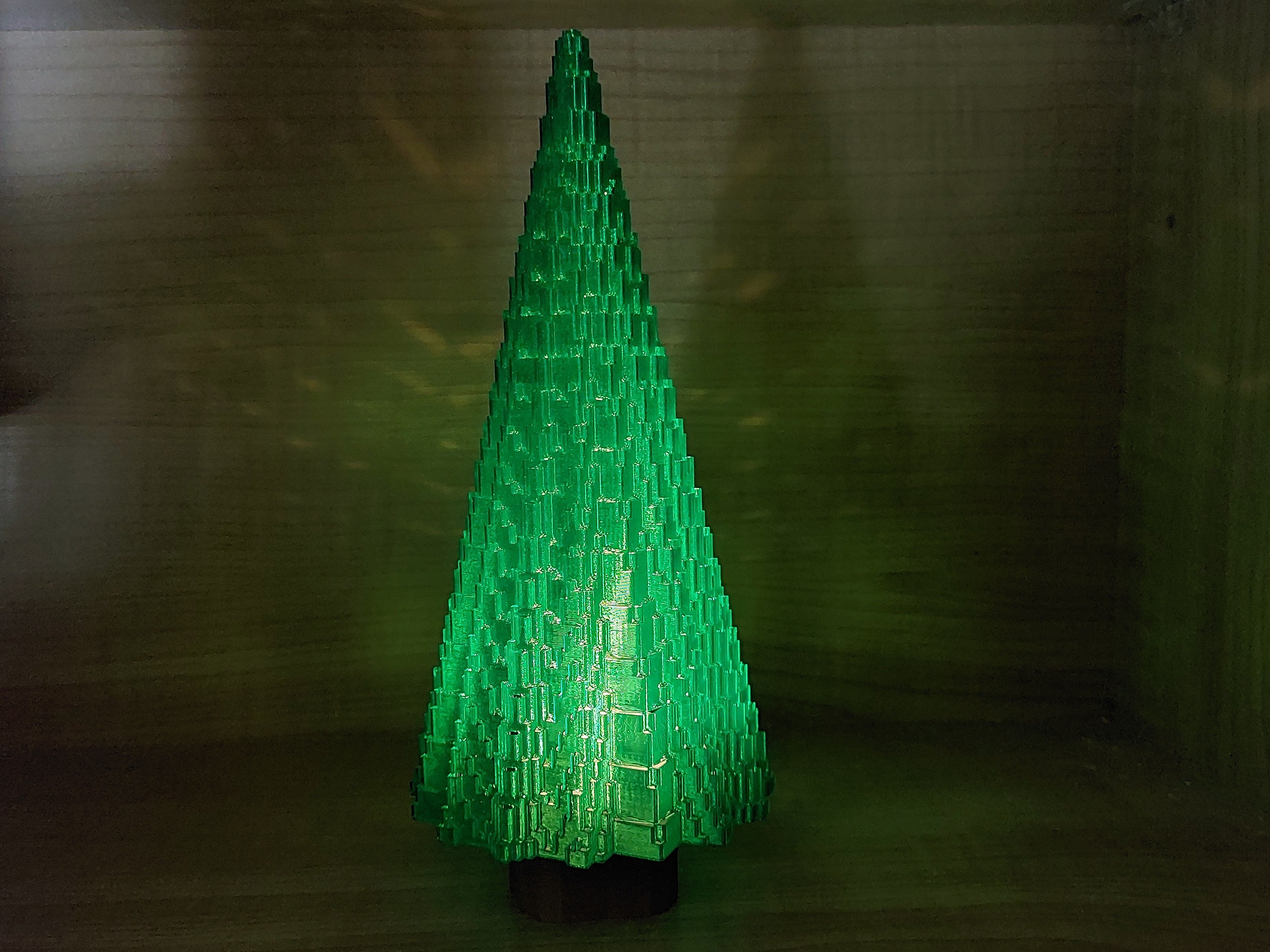 Árbol de Navidad de píxeles grandes con portavelas LED Tealight