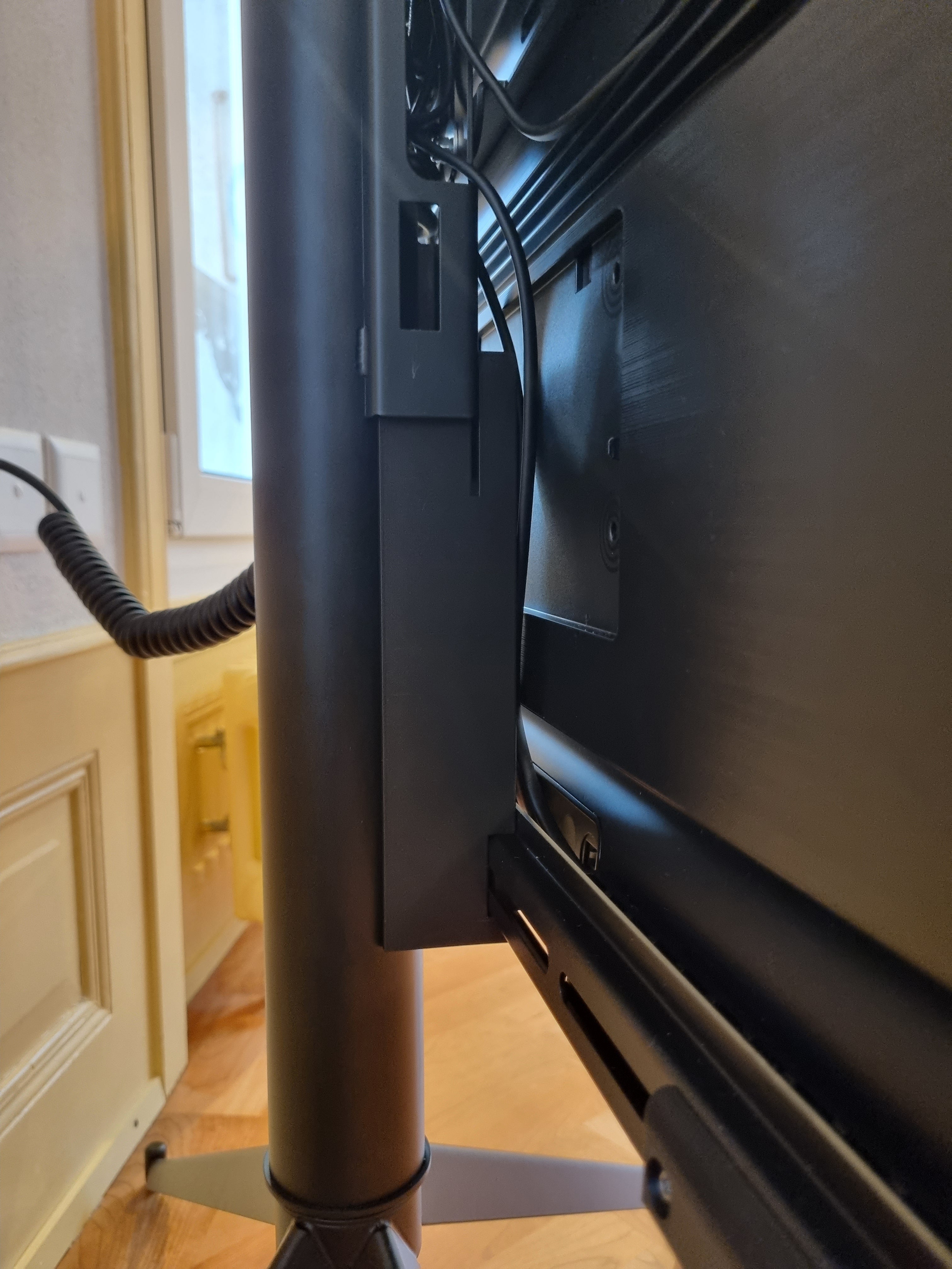 Soporte Sonos Arc para soporte de TV Apollo Extendo