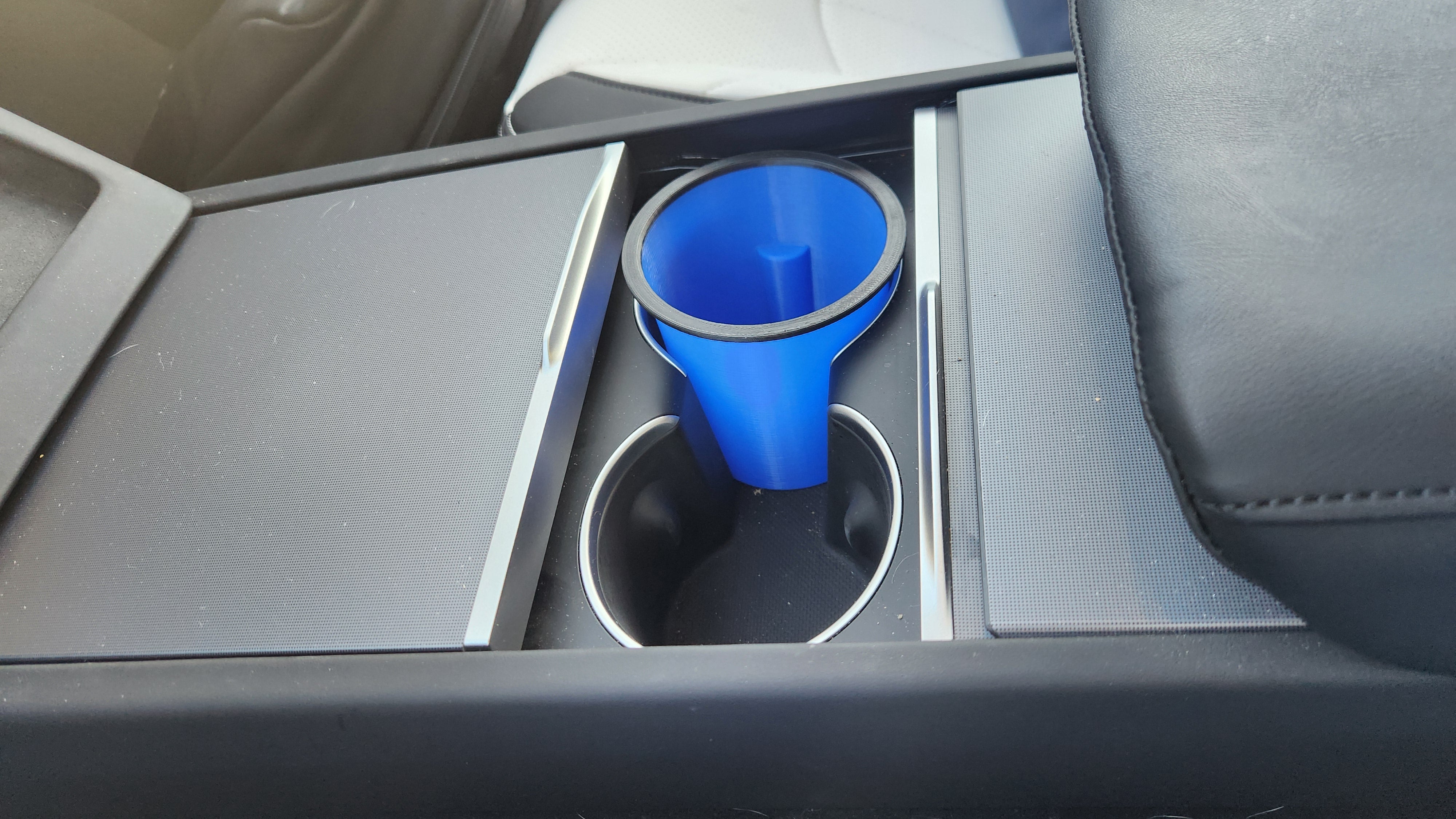 Soporte flexible para vasos para Tesla Model 3 Highland