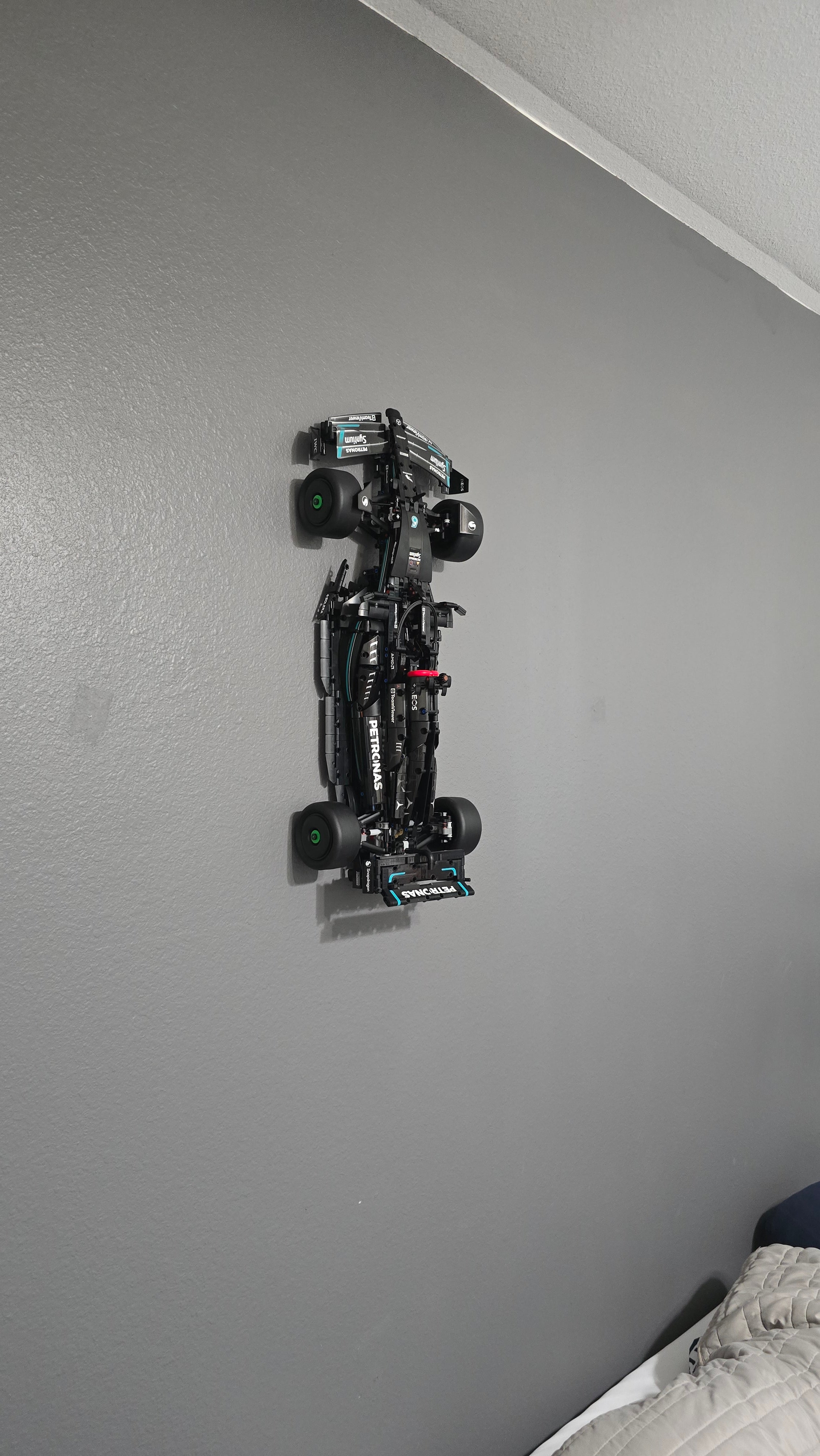 Soporte de pared para LEGO Technic Mercedes-AMG F1 W14 E