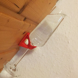 Elegante soporte para copas de champán para montaje en pared