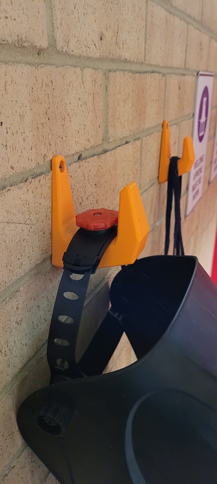 Ganchos de pared resistentes para almacenamiento versátil