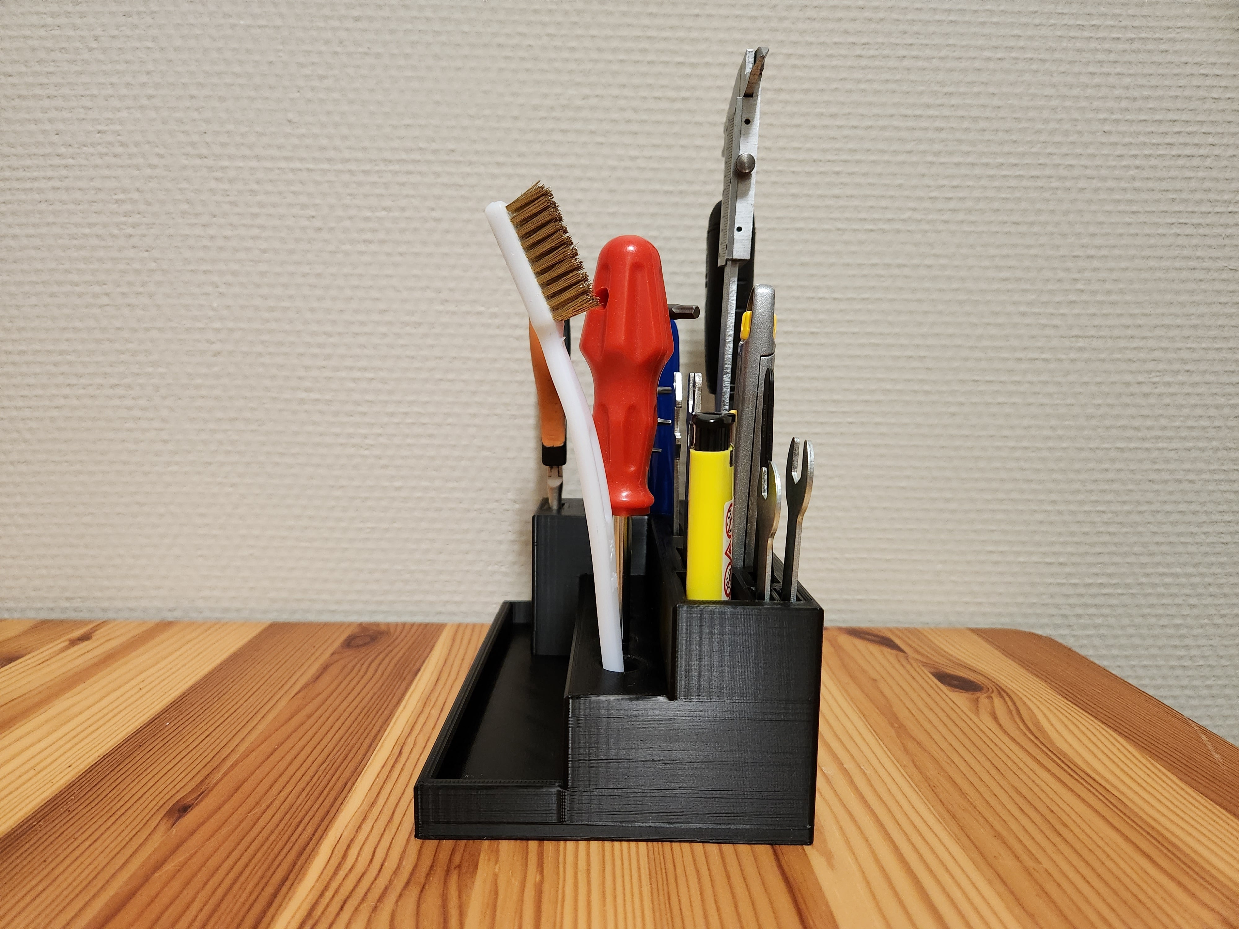Práctico soporte para herramientas para impresora 3D