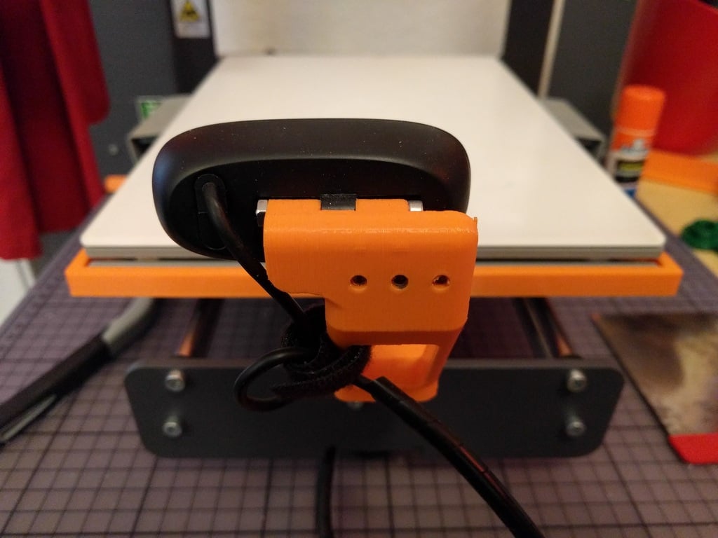 Soporte de montaje Logitech C270 para Hephestos 2