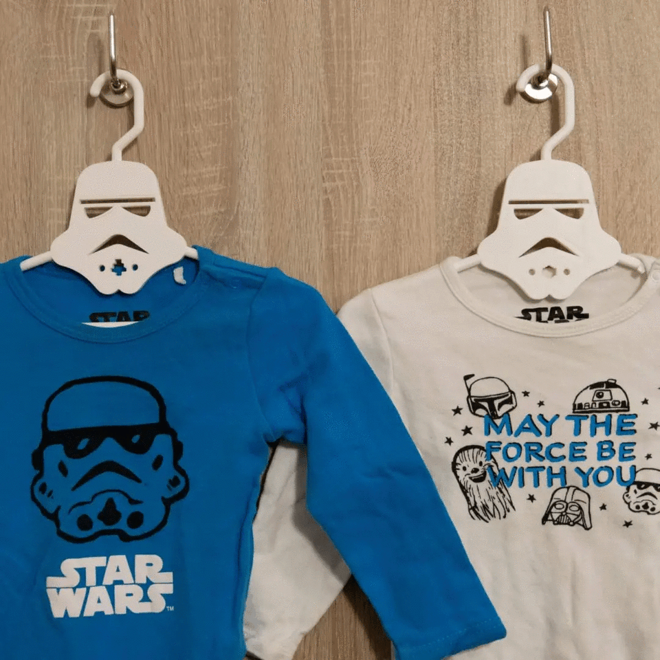 Perchero de ropa infantil - Star Wars y superhéroes