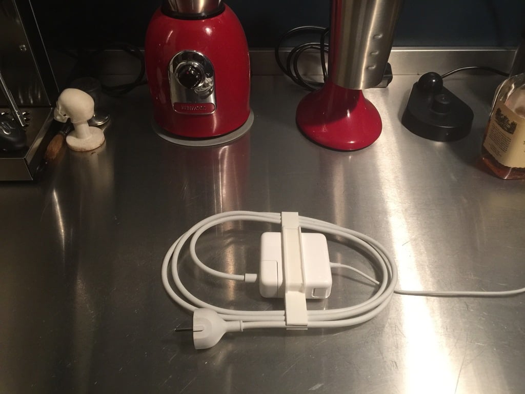 Mac Book Pro - Clip y Bumper de corriente