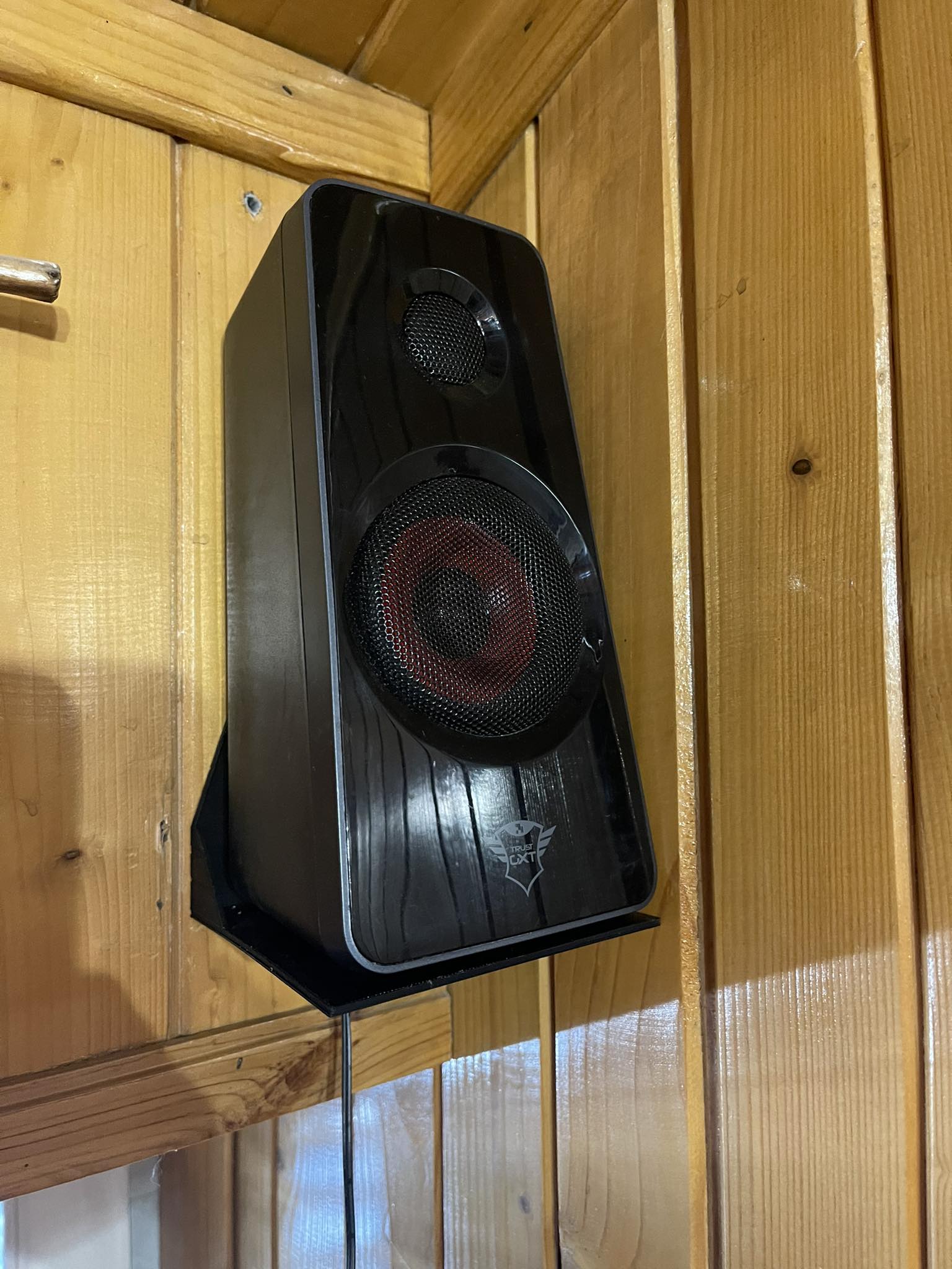 Montaje en pared para altavoces