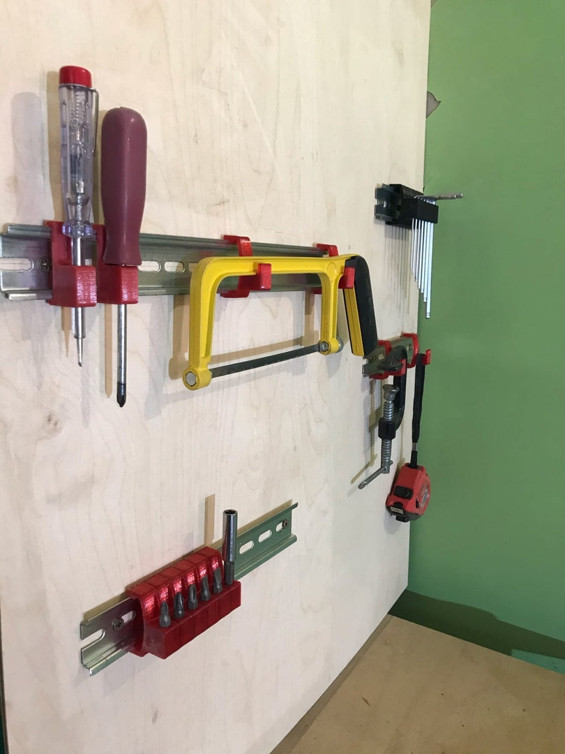 Soportes de herramientas para rieles DIN