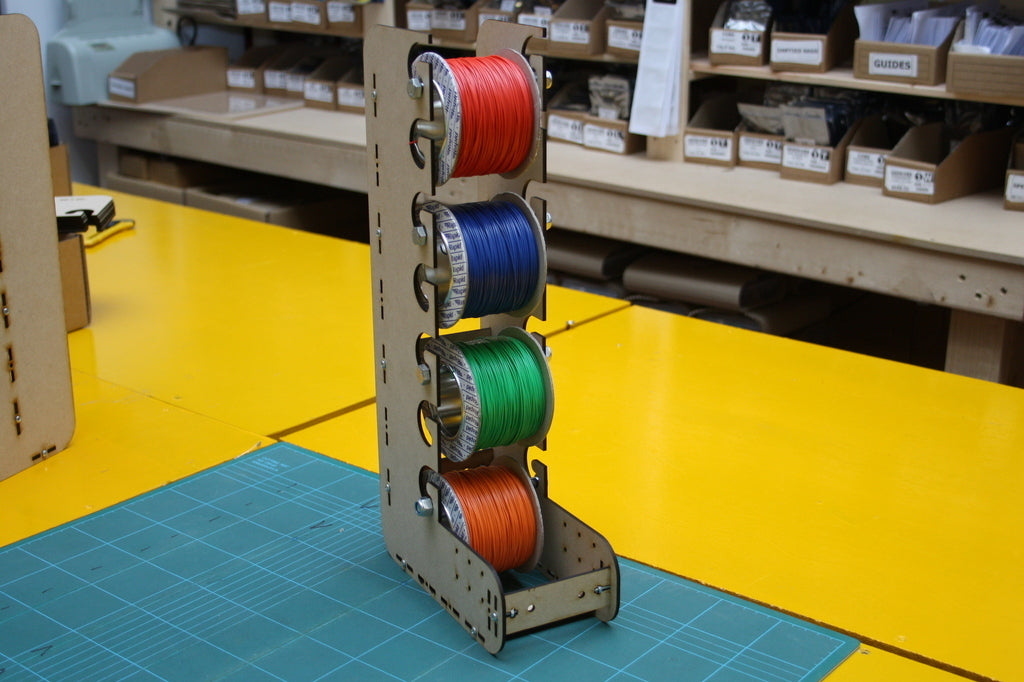 Soporte para carrete de cable (WIHO) - Soporte práctico para cables.