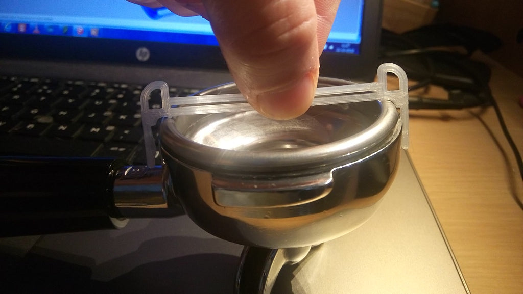 Accesorio de cesta para máquina de espresso VBM de 58 mm: embudo y pie