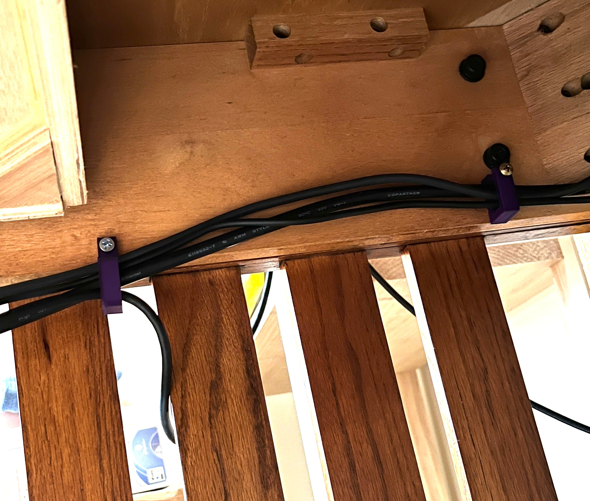 Clip de cable / Soporte