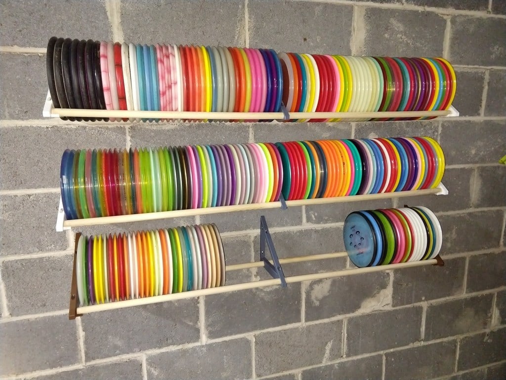 Estante de disco montado en la pared para Disc Golf - Se adapta a varillas de 3/4"
