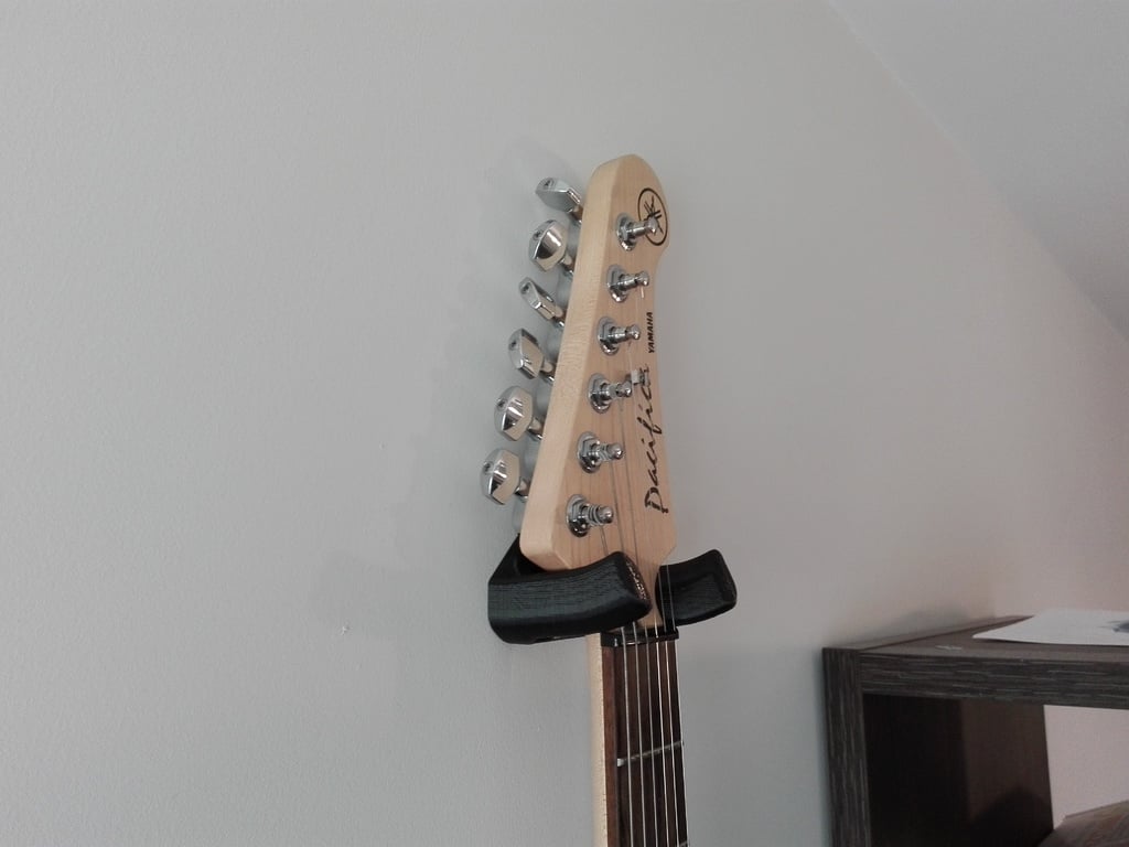 Vægmonteret Elguitarophæng til Yamaha Pacifica 112