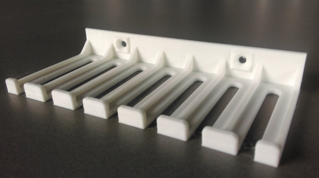 Portacables de 6 mm con orificios roscados para laboratorio