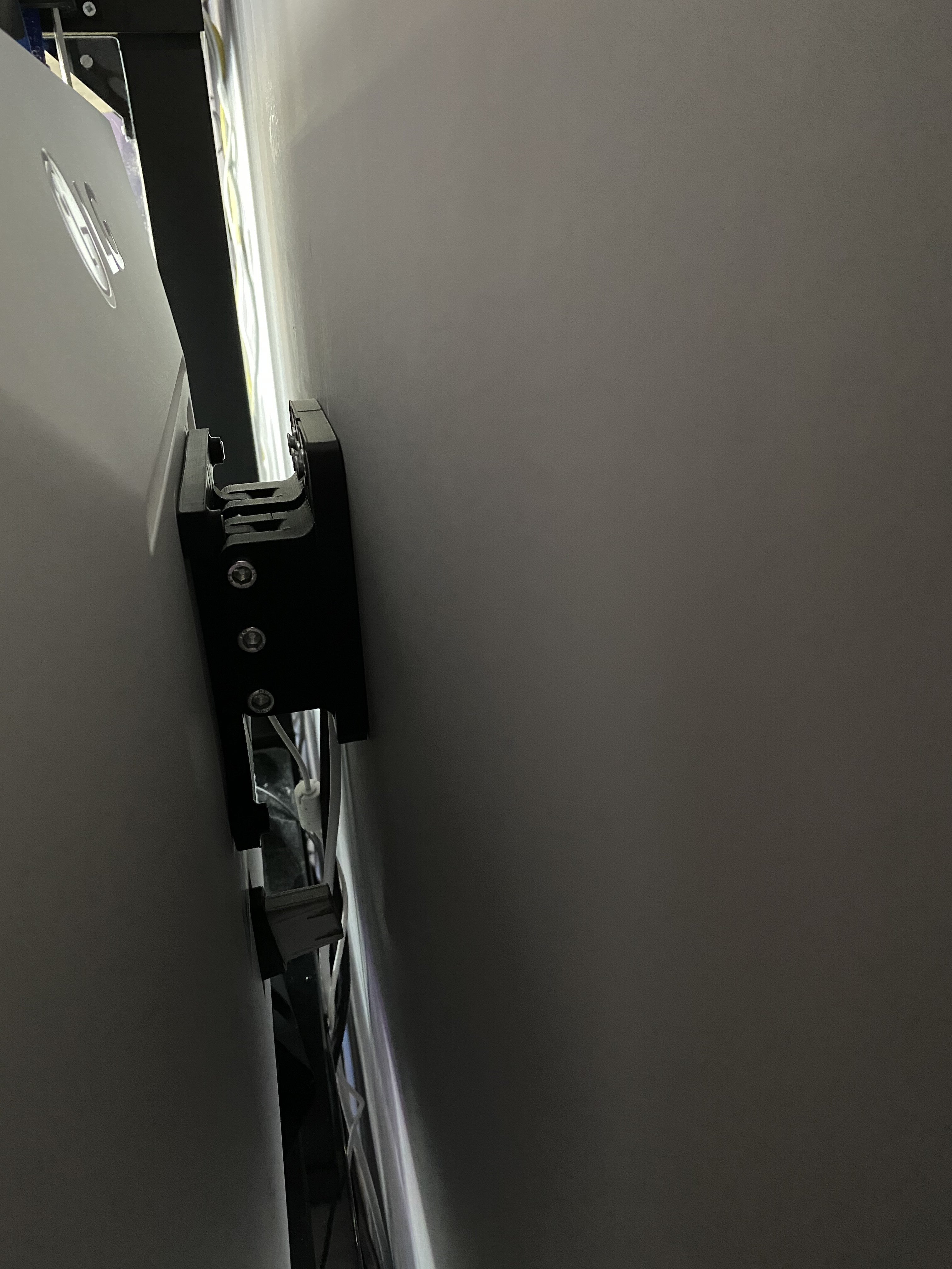 Soporte de pared para monitor VESA 100 superdelgado