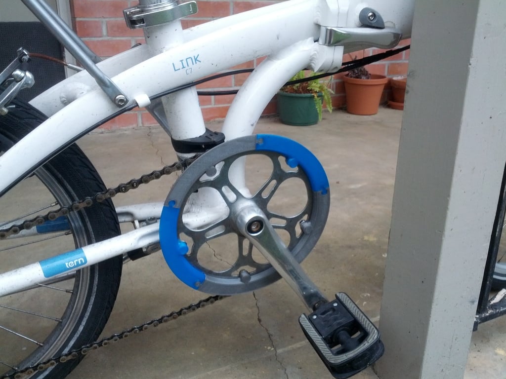 Protector de cadena de bicicleta plegable Tern: colorido y práctico