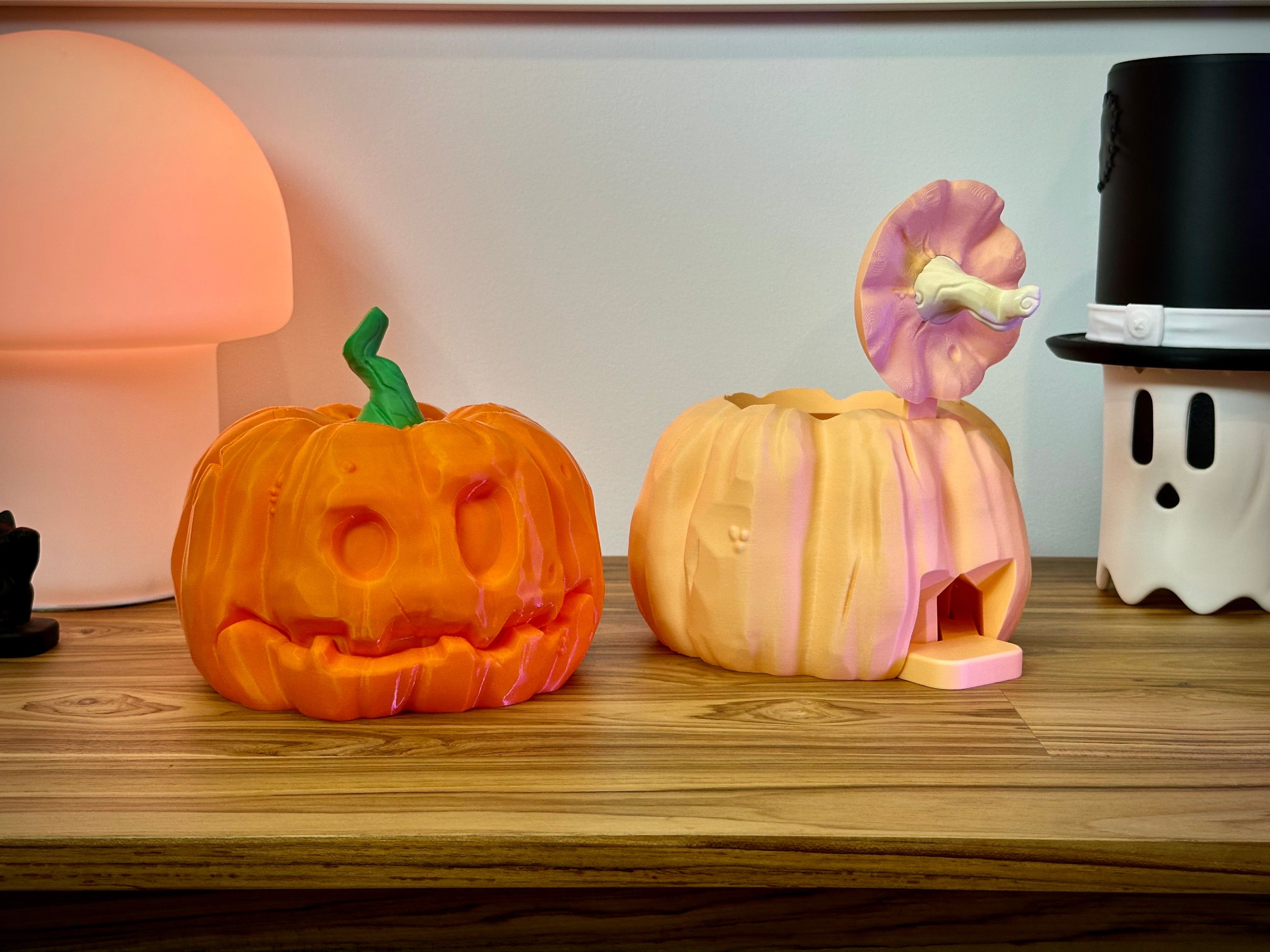 Cubo articulado de calabaza de Halloween para dulces