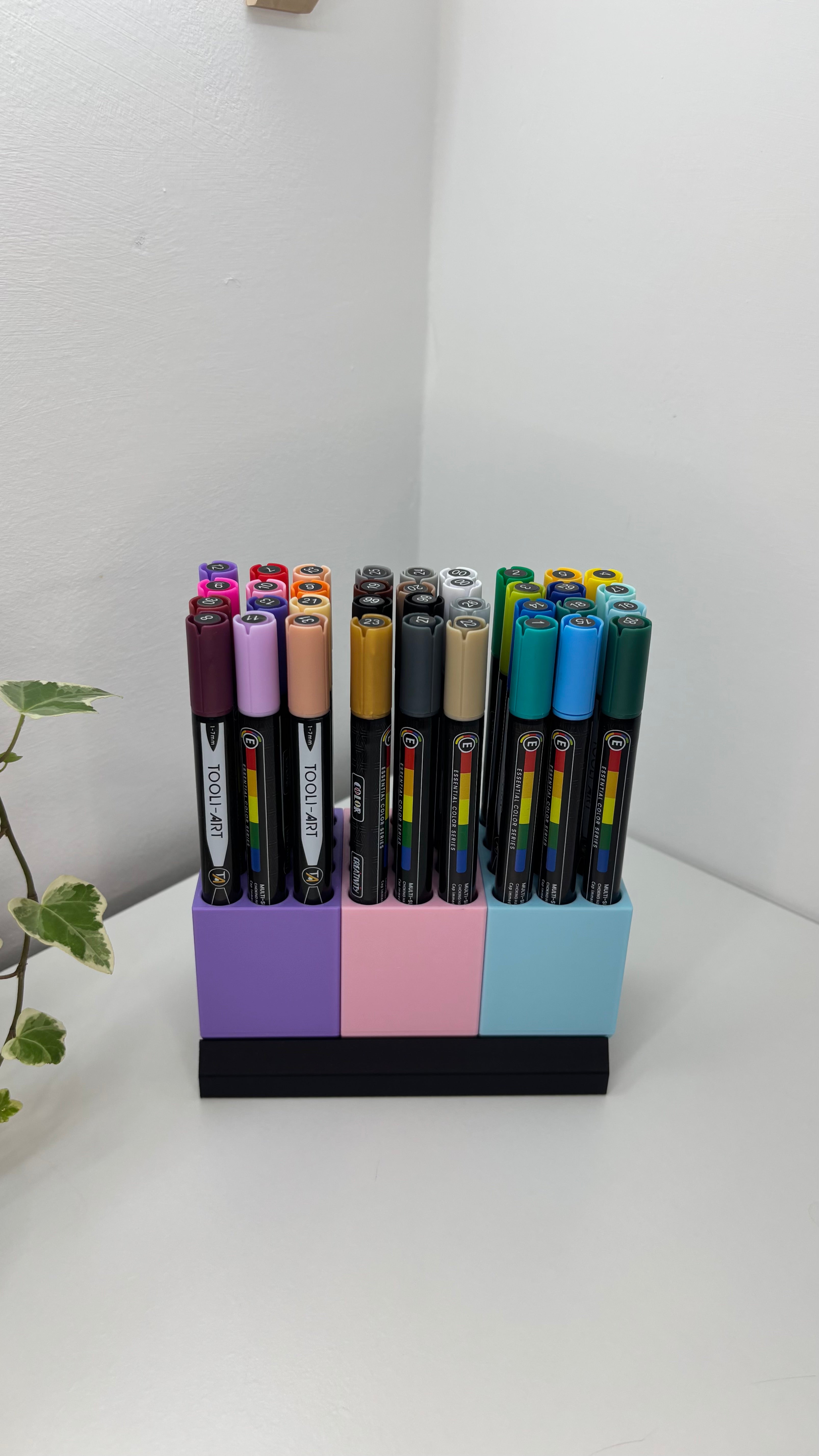 Soporte modular para rotuladores y bolígrafos: organizador de escritorio impreso en 3D personalizable