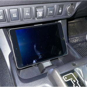 Soporte para iPad mini para portavasos de Toyota Tacoma
