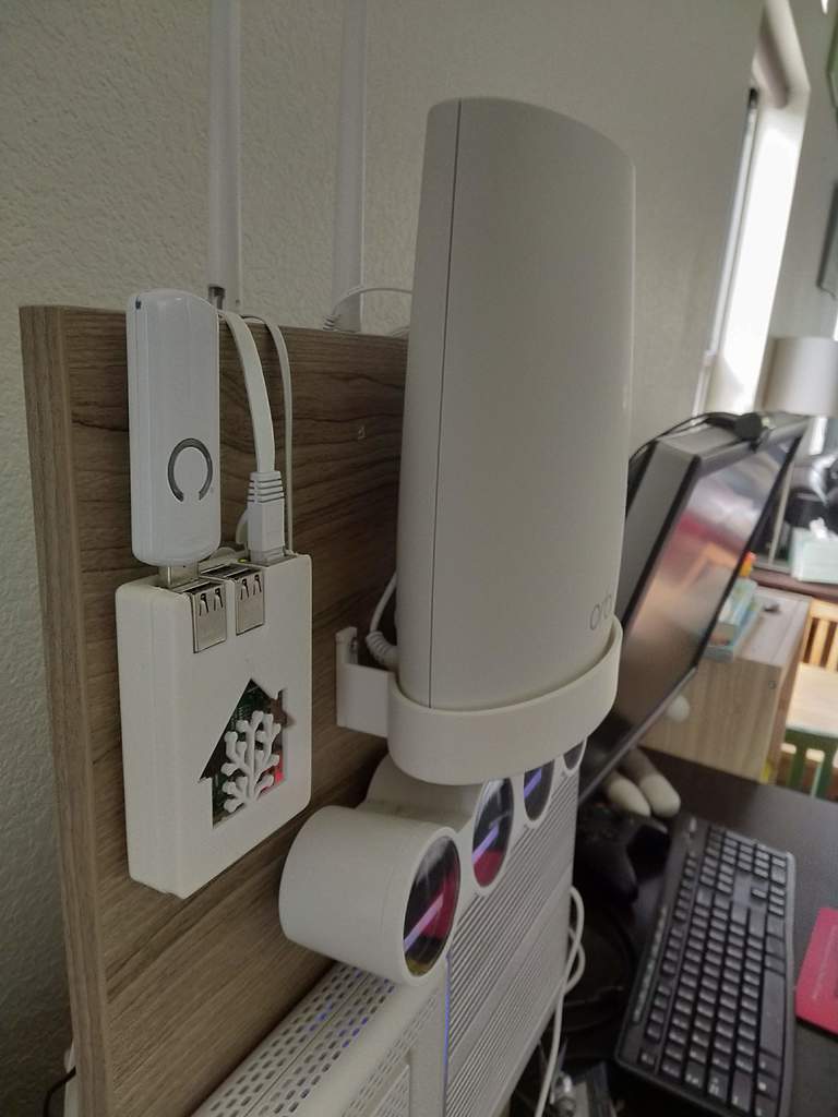 Soporte de pared Netgear Orbi