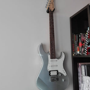 Soporte de pared para guitarra Yamaha Pacifica 112 Guitarra eléctrica