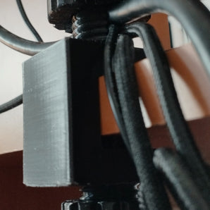 Abrazadera para cables de escritorio