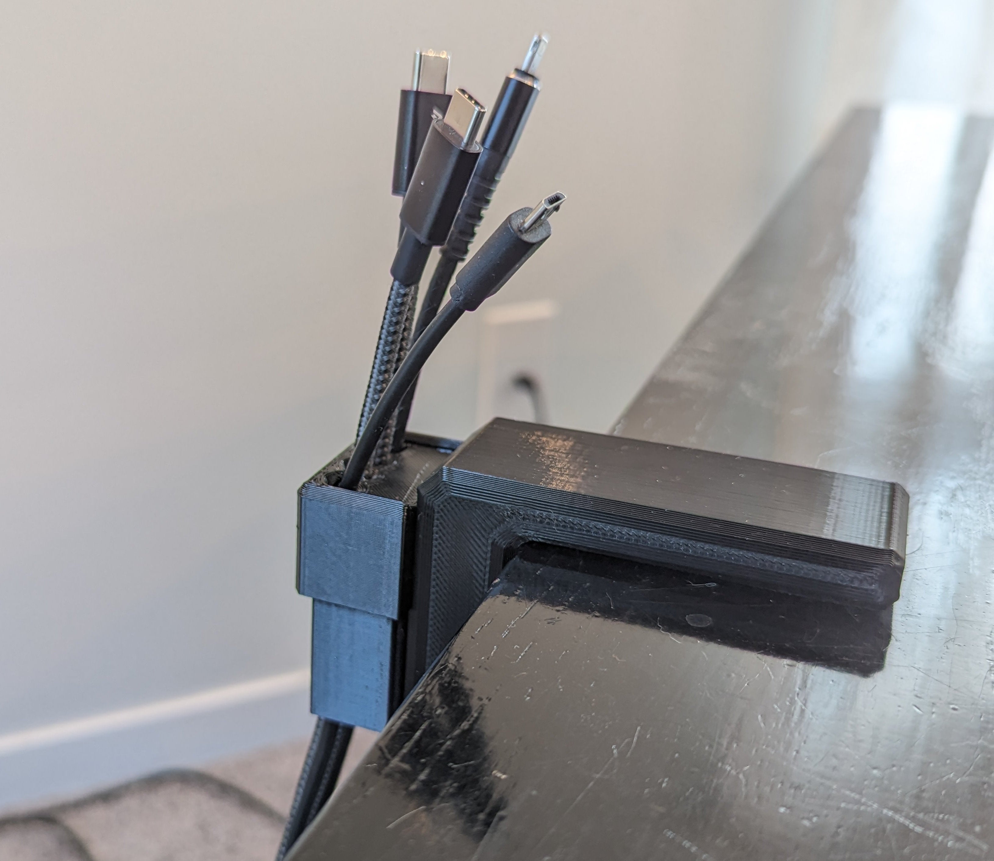 Organizador de cables de 4 mm para abrazadera de escritorio (modular)