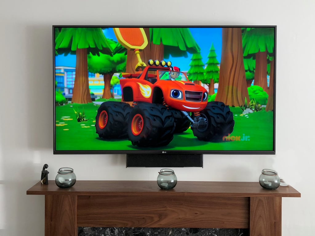 Soporte de altavoz central para TV LG