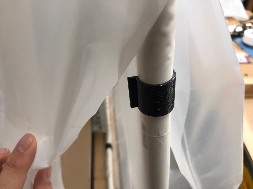 Prácticos clips de tubo de PVC de 1/2 pulgada para láminas y construcciones