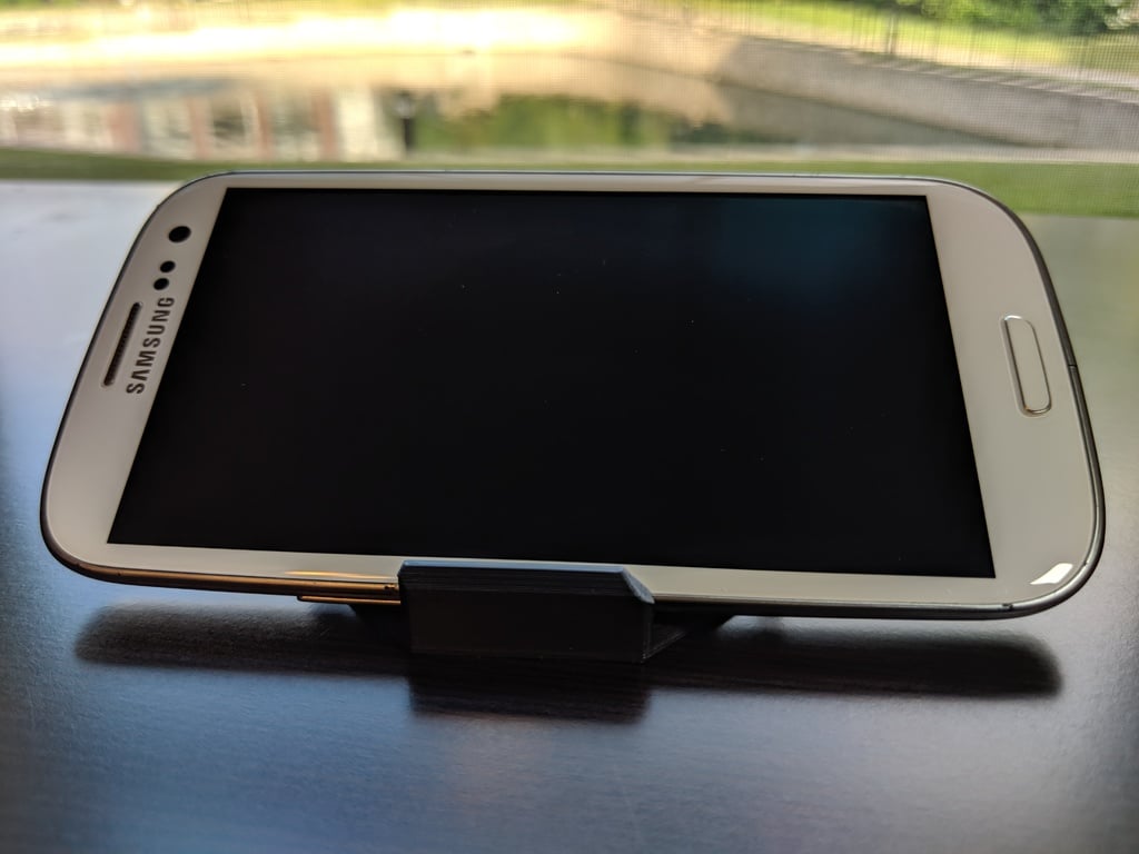 4X Phone Stand: soporte para smartphone pequeño y ligero con cuatro ángulos