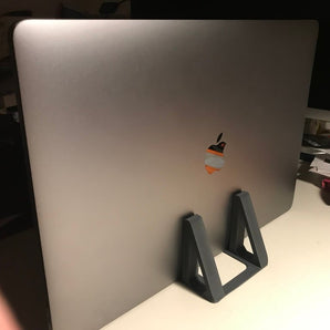Soporte para Macbook Pro para modo Clamshell