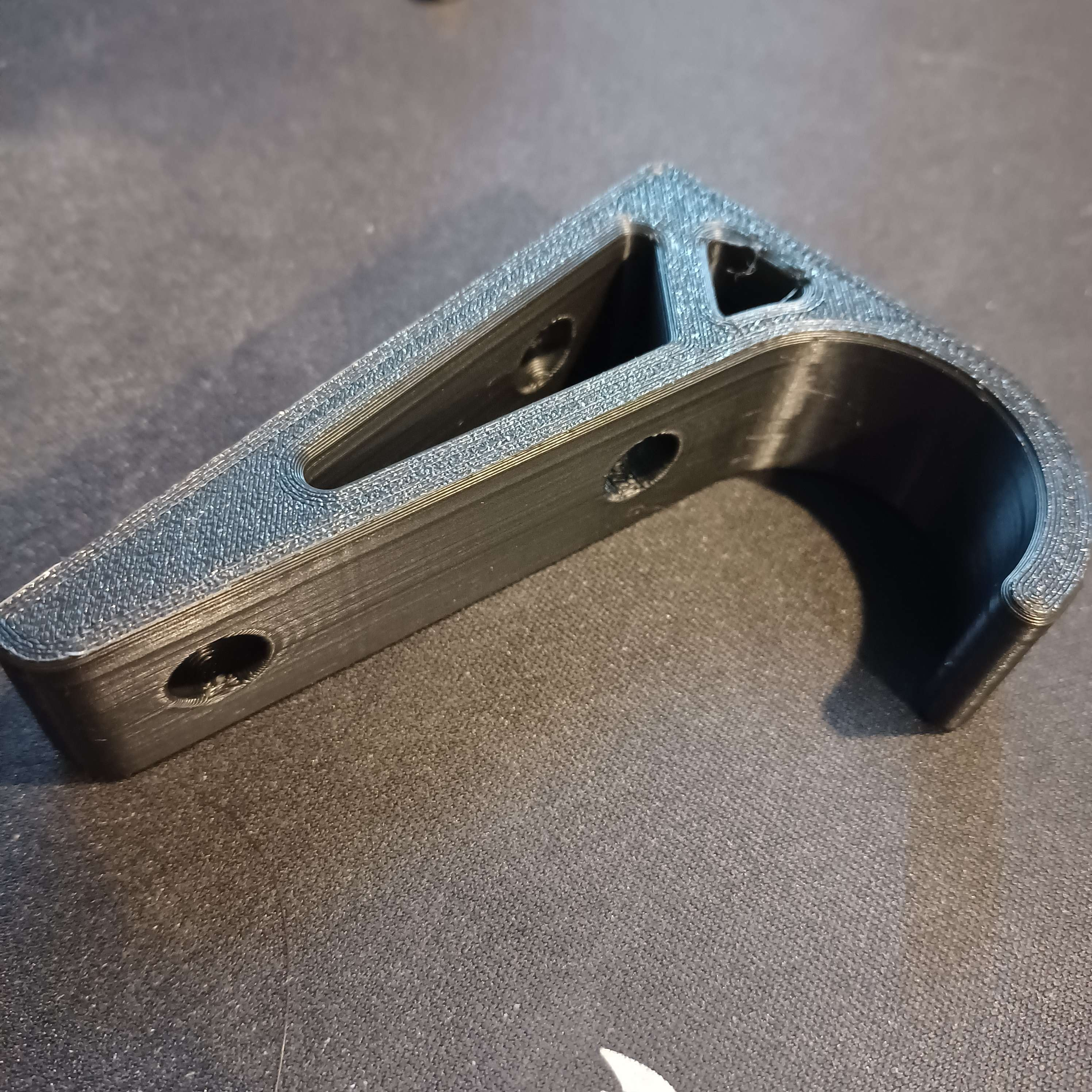 Soporte de teclado montado en la pared con montaje de tornillo