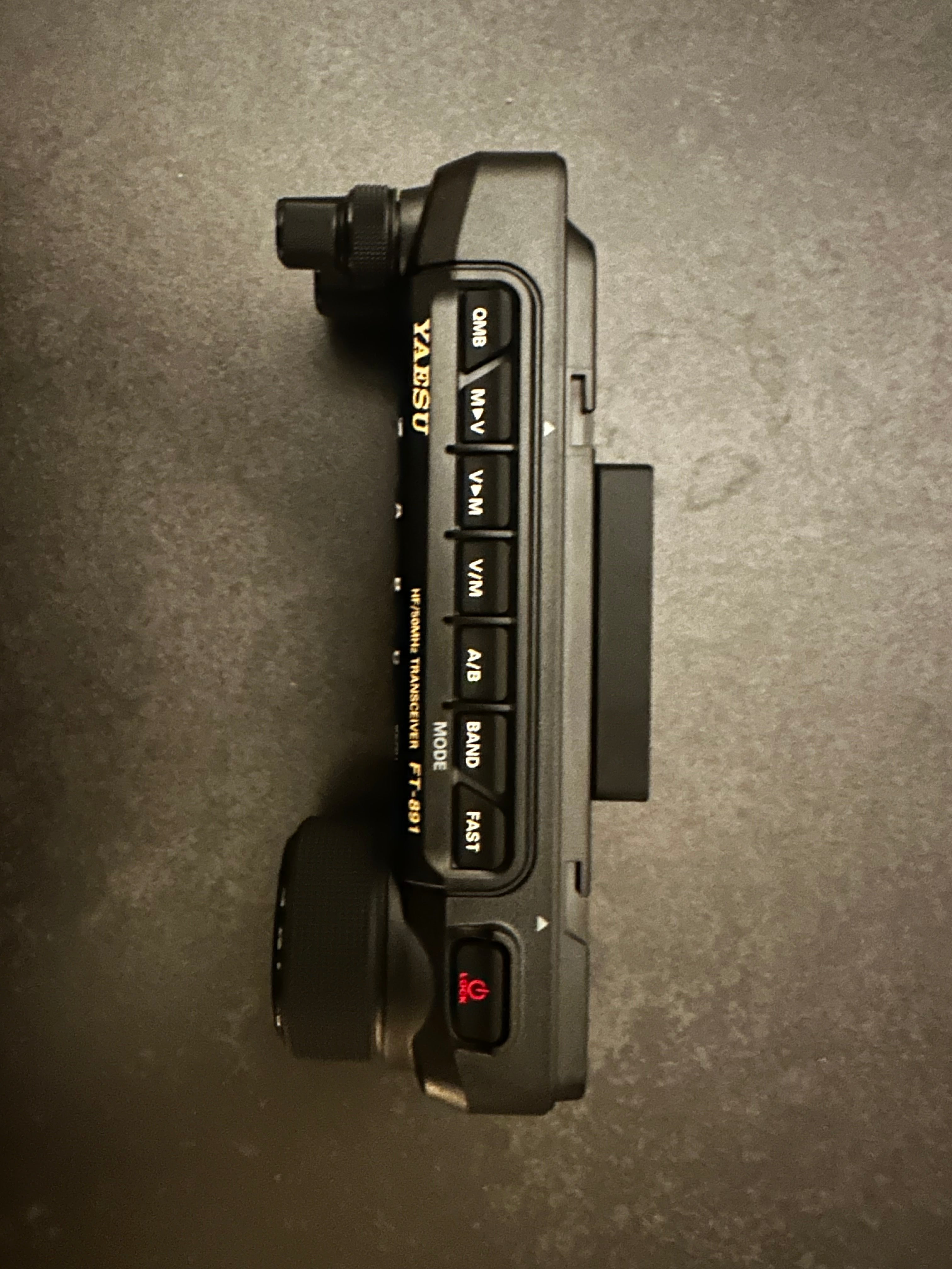 Placa de montaje universal para Yaesu FT-891