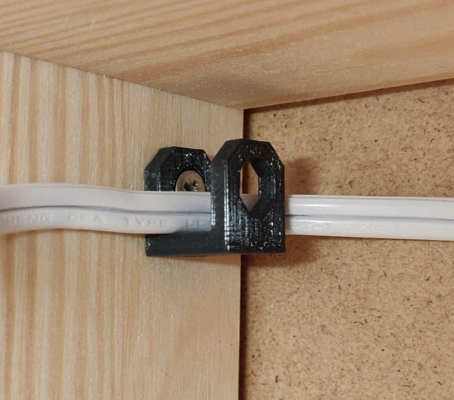 Gancho de cable - Clip práctico para una fácil organización de cables