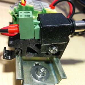 Soporte de carril DIN para adaptador Barrel Jack