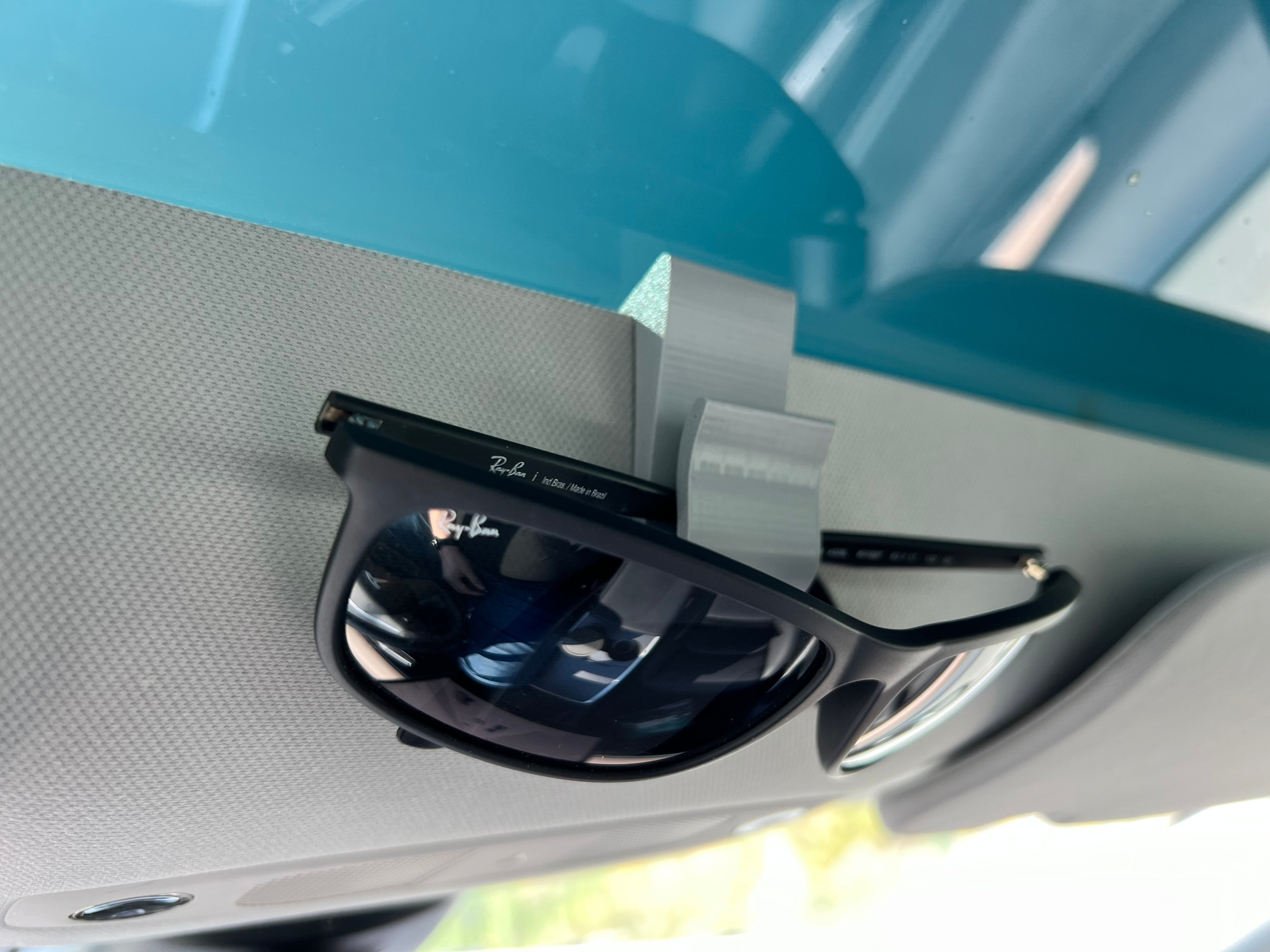 Soporte para gafas de sol Tesla para Model 3/Y - Montaje fácil y sin problemas