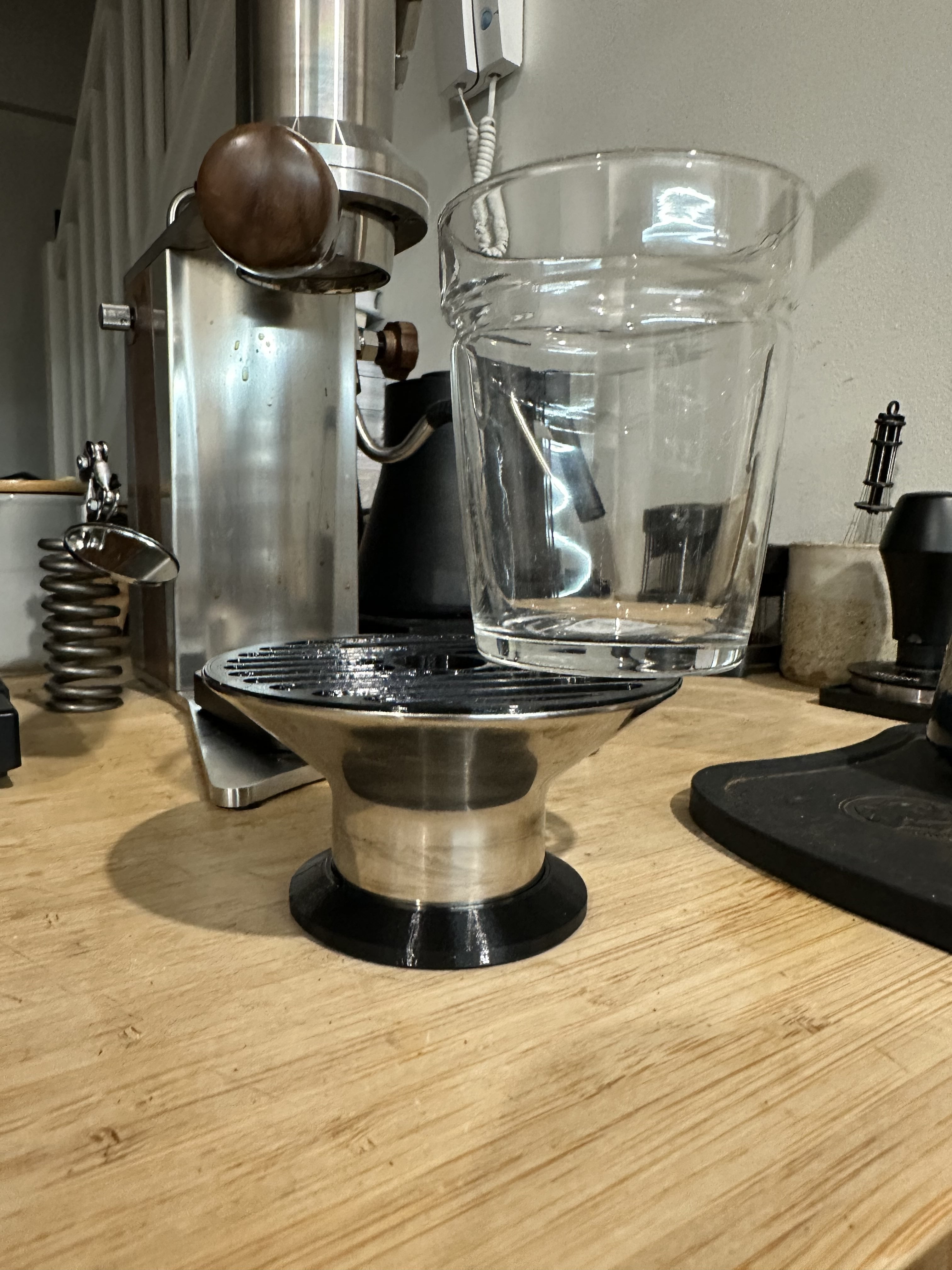 Estabilizador de bandeja de goteo Odyssey Espresso Argos