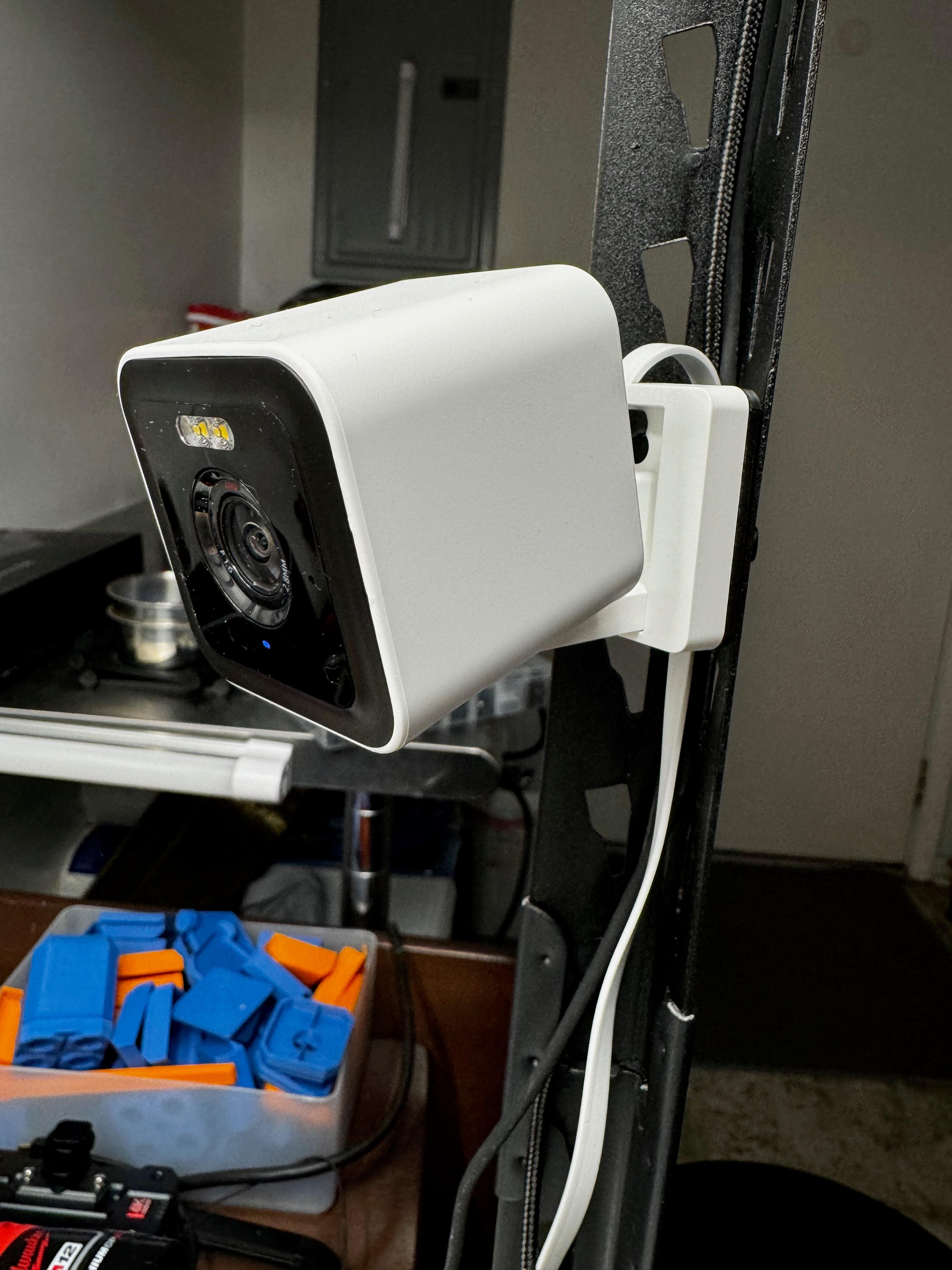 Soporte de esquina Husky para estante Wyze Cam v3: ubicación optimizada de la cámara