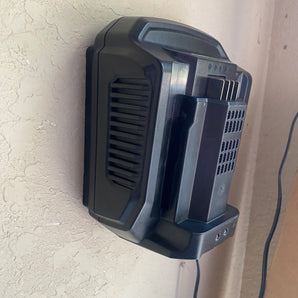 Montaje en pared del cargador de batería EGO - Velocidad estándar