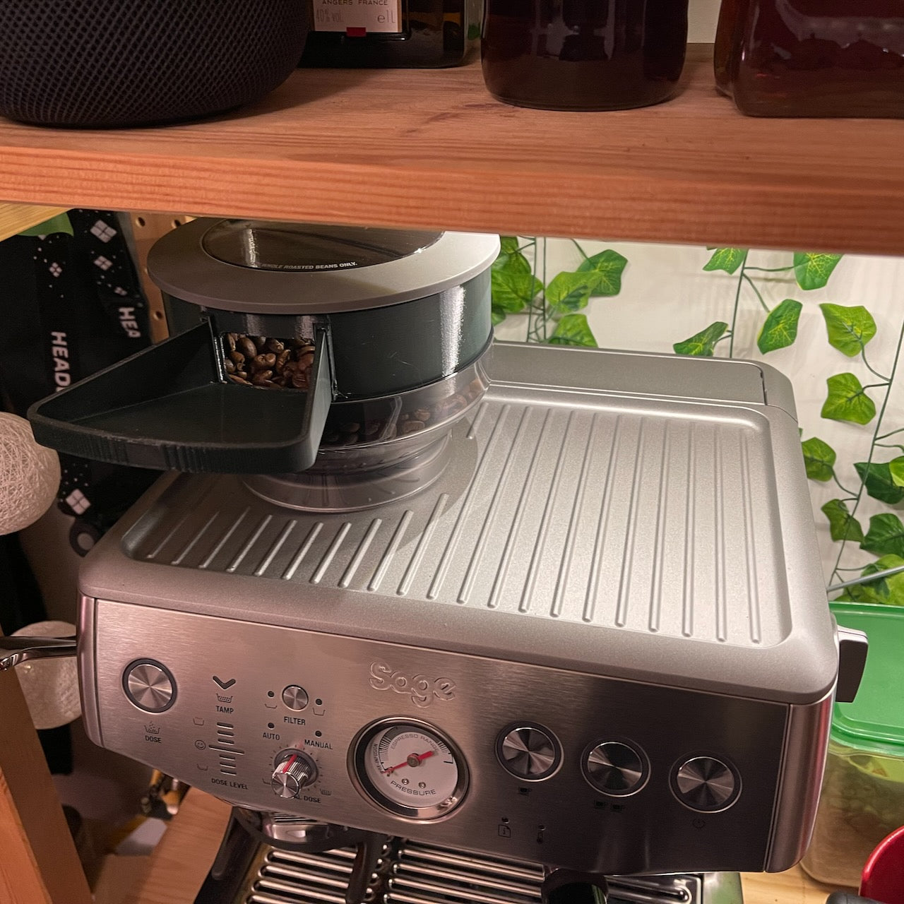 Extensión del contenedor de granos Sage Barista Express (Impress) con rampa de llenado