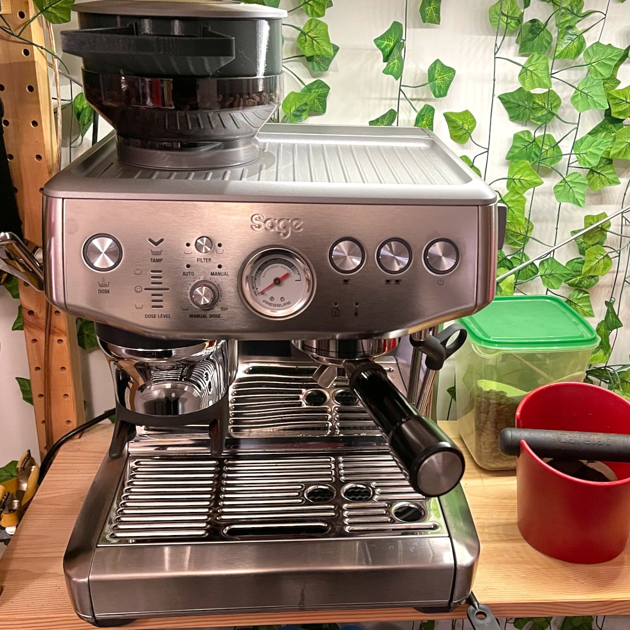Extensión del contenedor de granos Sage Barista Express (Impress) con rampa de llenado